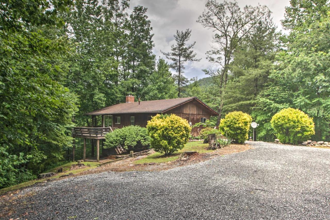 Secluded Stanardsville Cabin With 10 Acres And Hot Tub Exterior photo