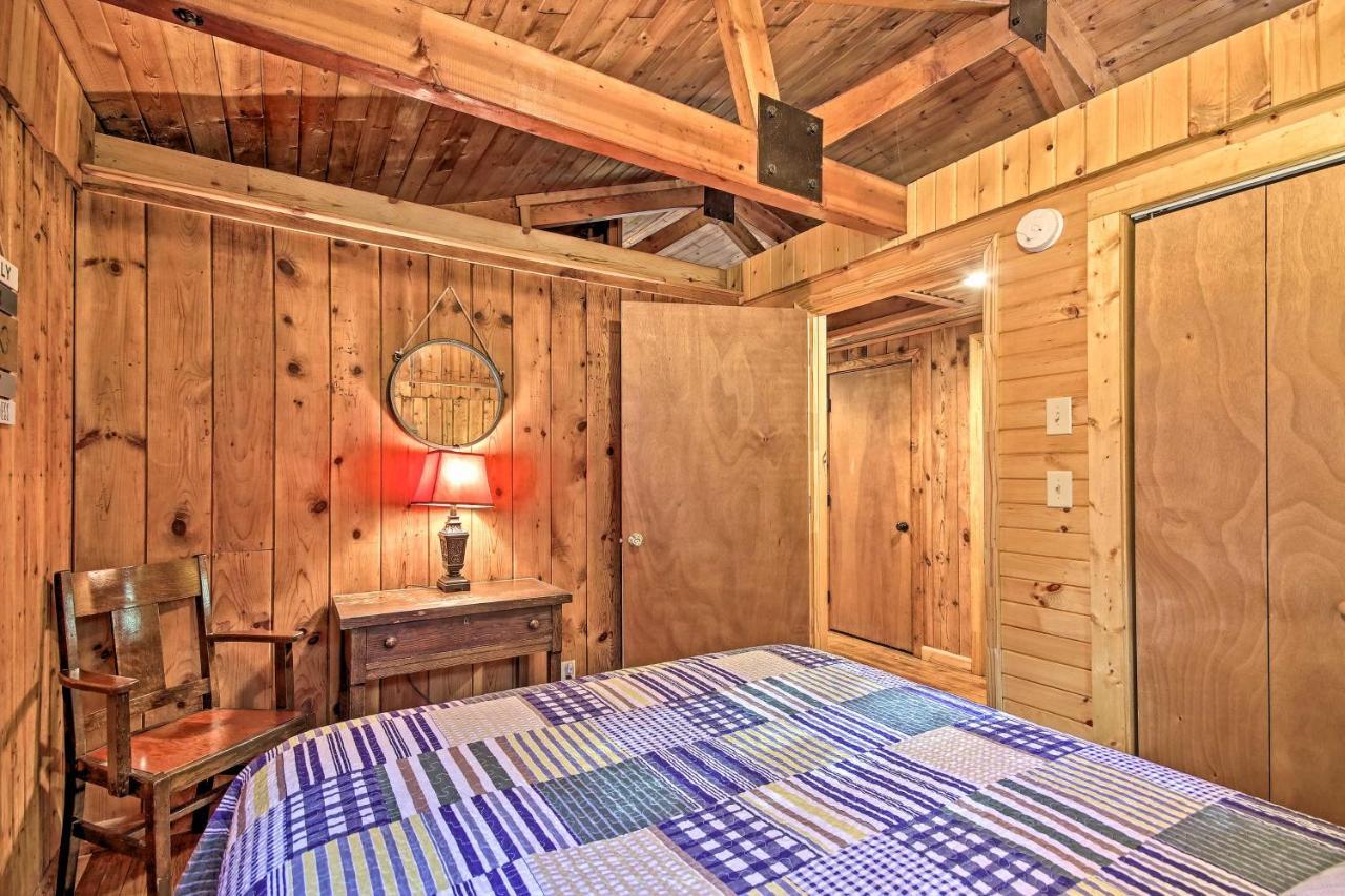 Secluded Stanardsville Cabin With 10 Acres And Hot Tub Exterior photo
